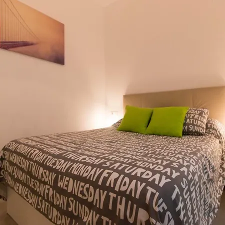 Coqueto En El Centro De *