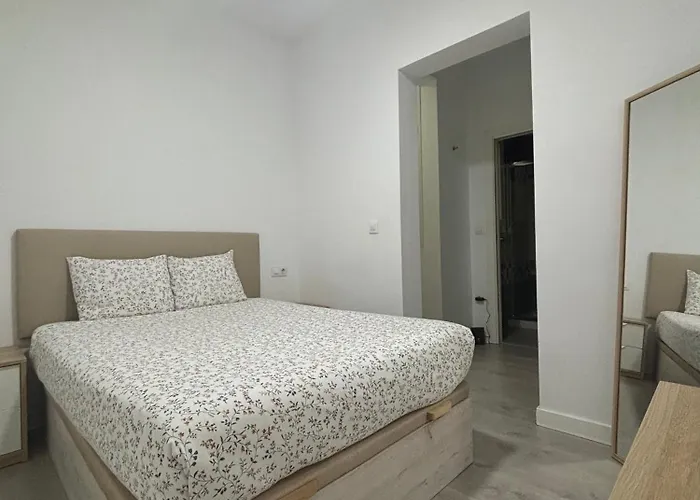 Coqueto En El Centro De *